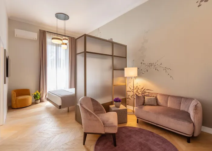 Deconcept House 4*